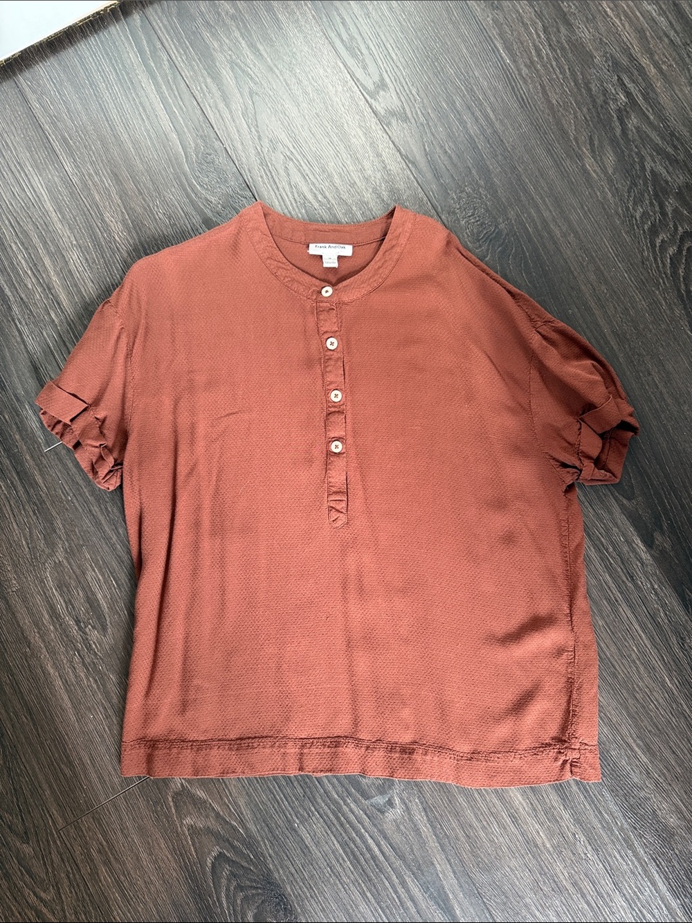 Frank & Oak Short Sleeve Button-Front Top in Rust